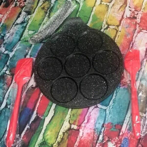 Pancake stove top pan emoji’s‎